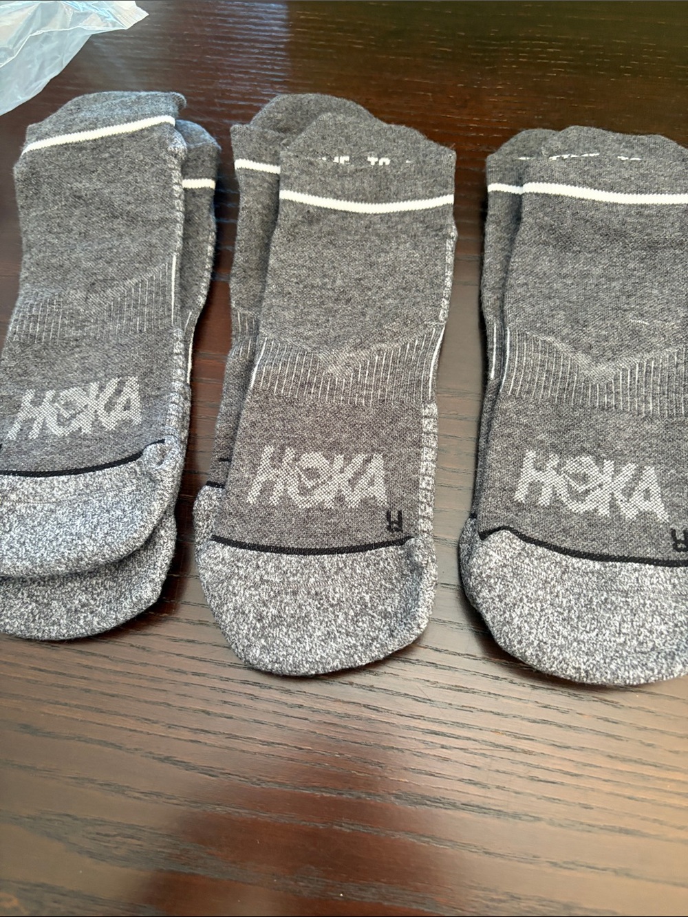 NWOT Hoka Men's Low-Cut Athletic Socks in Dark Gray (3 Pack)